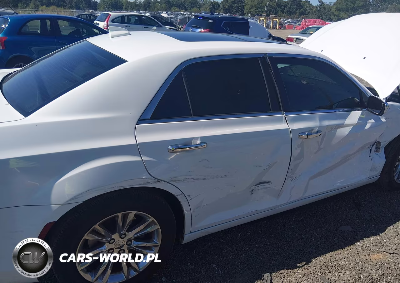 2015 Chrysler 300C VIN:2C3CCAEG0FH786066 - 6