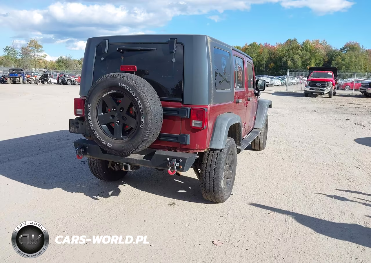 2009 Jeep Wrangler Unlimited X VIN:1J4GA39199L780899 - 4