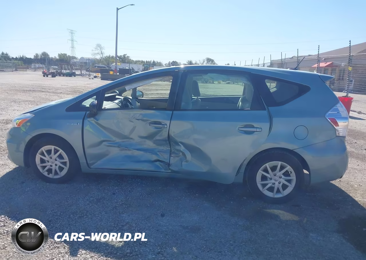 2013 Toyota Prius V Three VIN:JTDZN3EU7D3230628 - 14