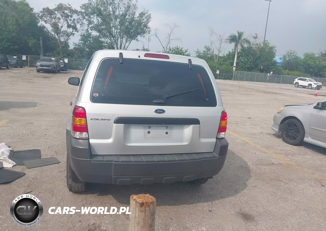 2005 Ford Escape Xls VIN:1FMYU02Z75KD14397 - 16