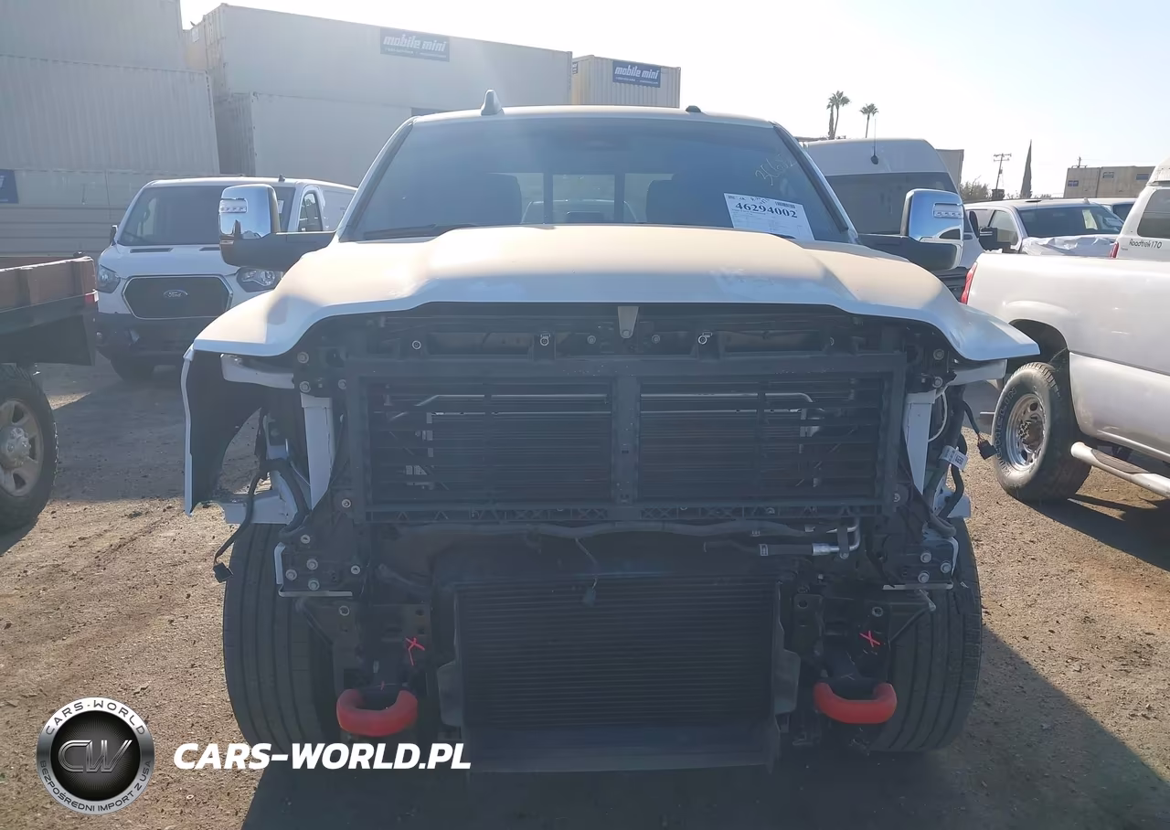 2025 Ram 2500 Laramie 4X4 6'4 Box VIN:3C63R5FL3SG536626 - 13