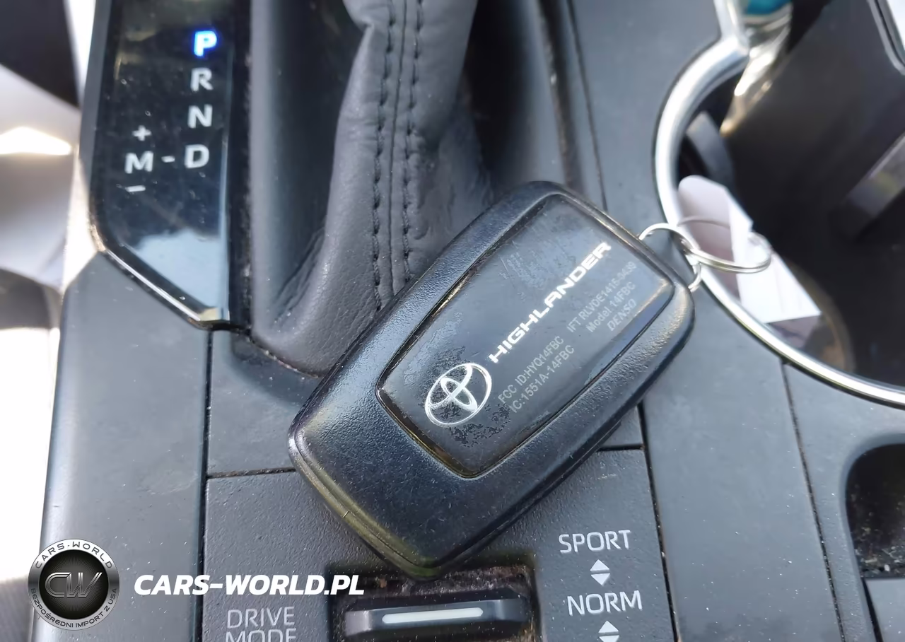 2020 Toyota Highlander L VIN:5TDCZRBH7LS513161 - 11
