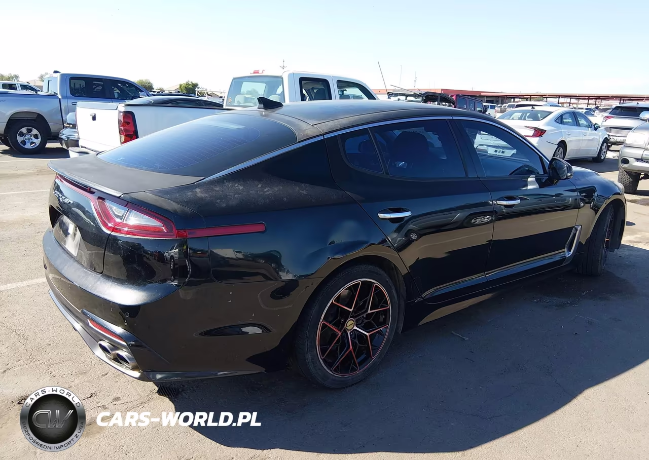2018 Kia Stinger VIN:KNAE15LA6J6034136 - 4