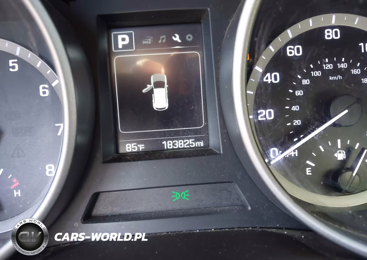 2018 Hyundai Santa Fe Sport 2.4L VIN:5NMZTDLB2JH088358 - 15