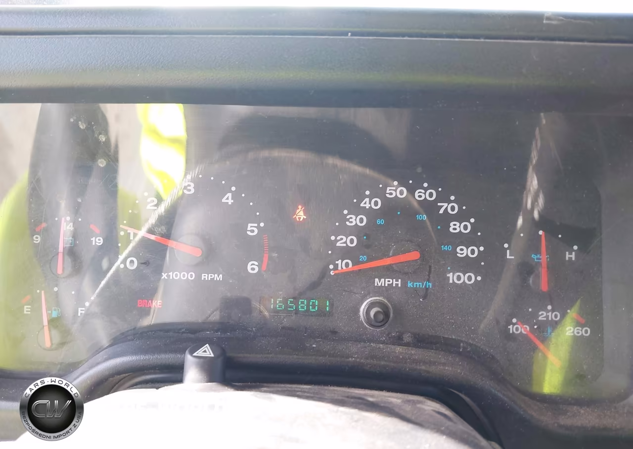 2005 Jeep Wrangler Sport VIN:1J4FA49S55P317655 - 7