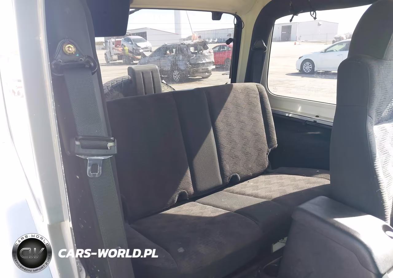 2005 Jeep Wrangler Sport VIN:1J4FA49S55P317655 - 8