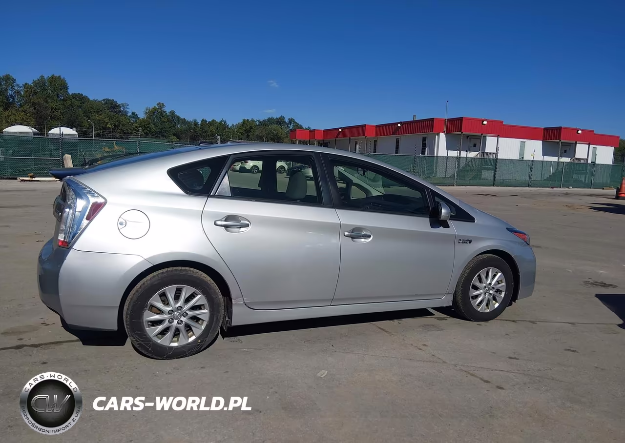 2013 Toyota Prius Plug-In VIN:JTDKN3DP3D3036241 - 13