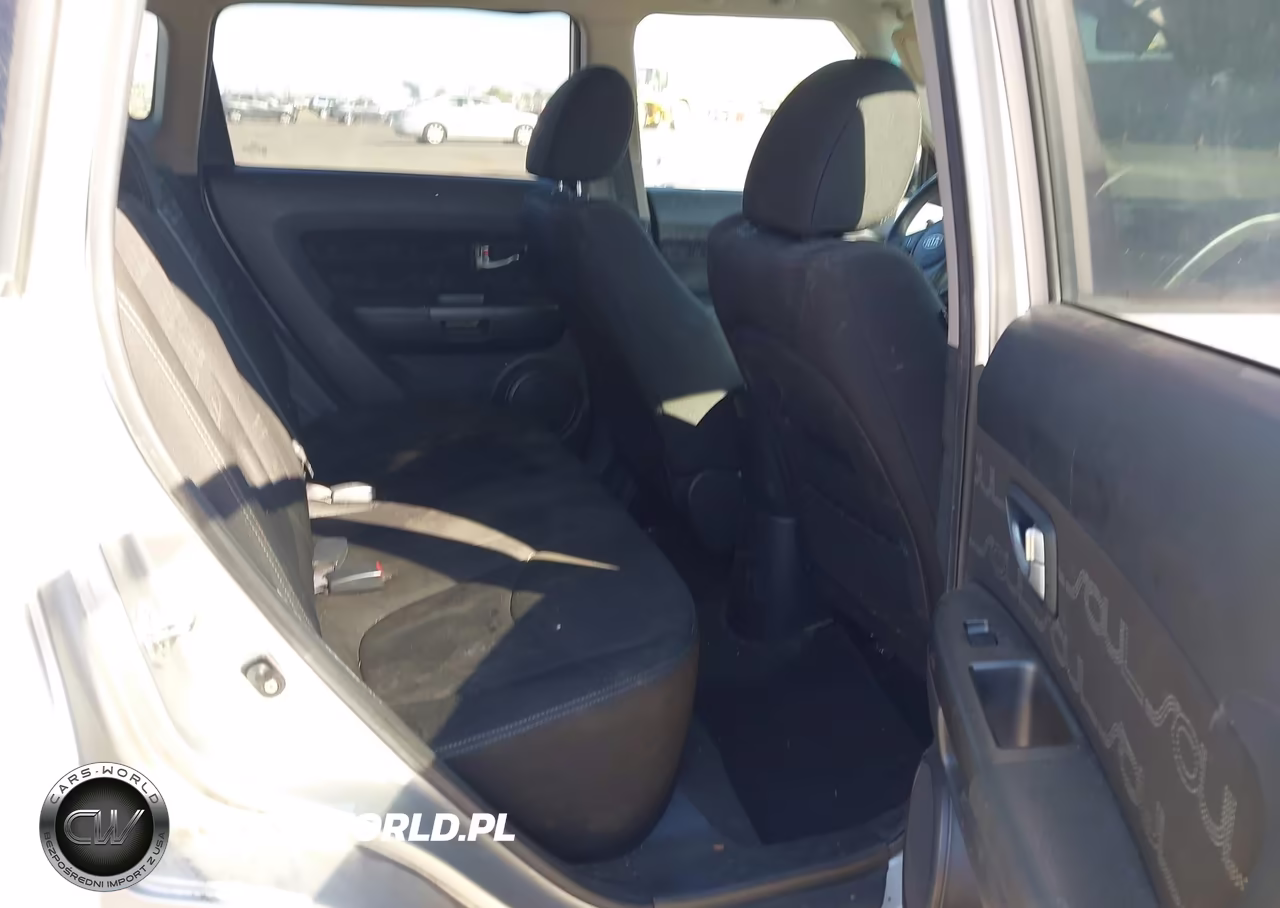 2012 Kia Soul + VIN:KNDJT2A67C7415614 - 8