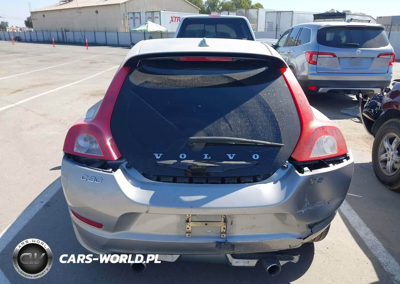 2011 Volvo C30 T5 VIN:YV1672MK8B2235907 - 16