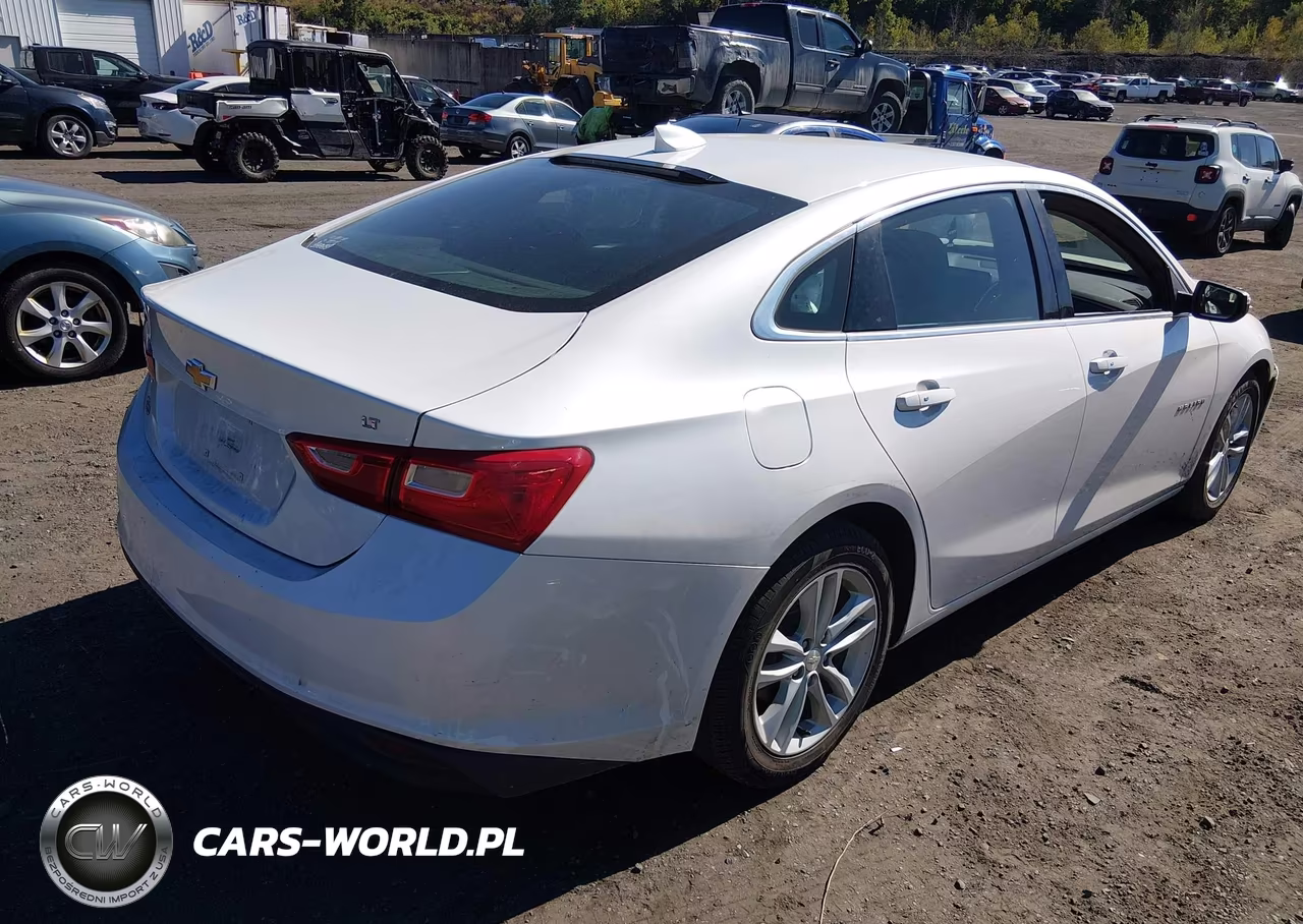2018 Chevrolet Malibu Lt VIN:1G1ZD5ST0JF240513 - 4