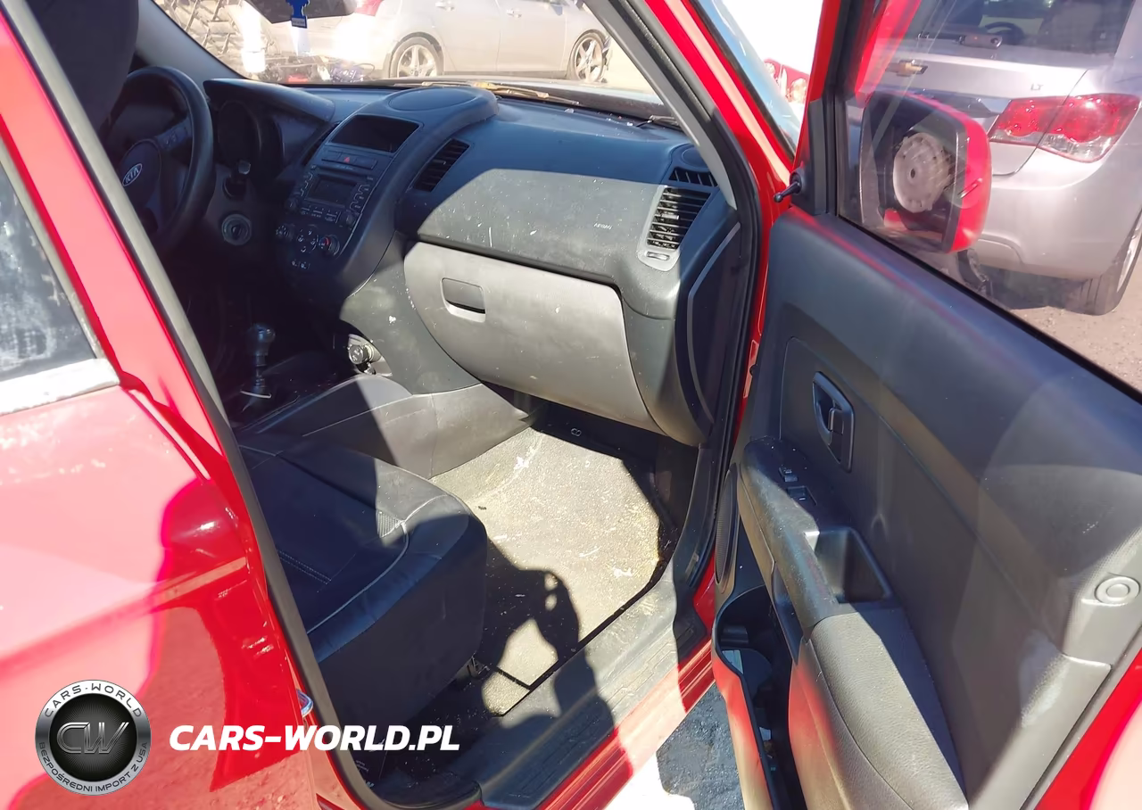 2013 Kia Soul VIN:KNDJT2A55D7576570 - 5