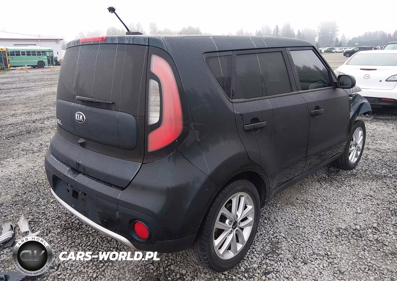 2017 Kia Soul + VIN:KNDJP3A51H7473579 - 4