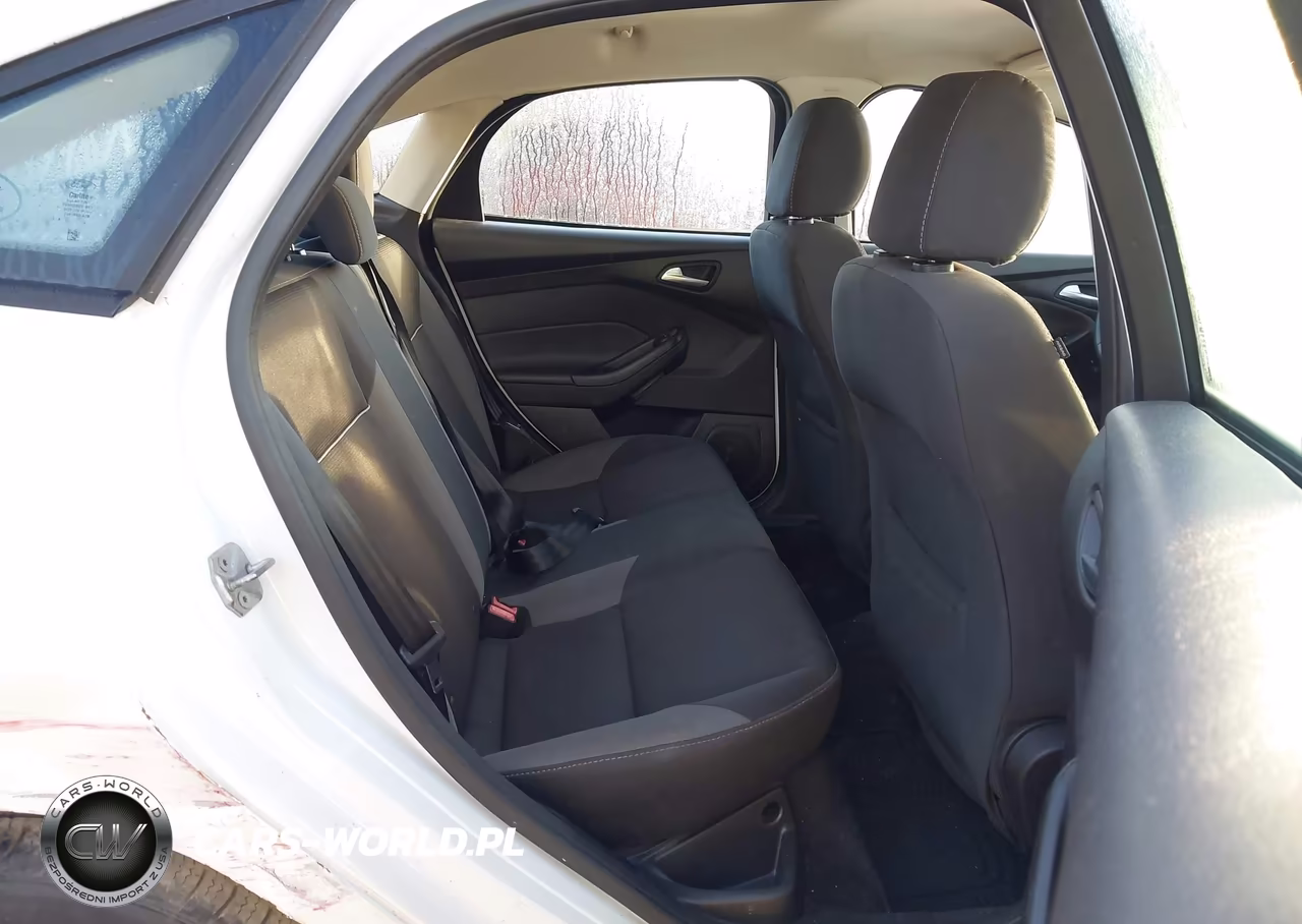 2014 Ford Focus Se VIN:1FADP3F26EL449721 - 8