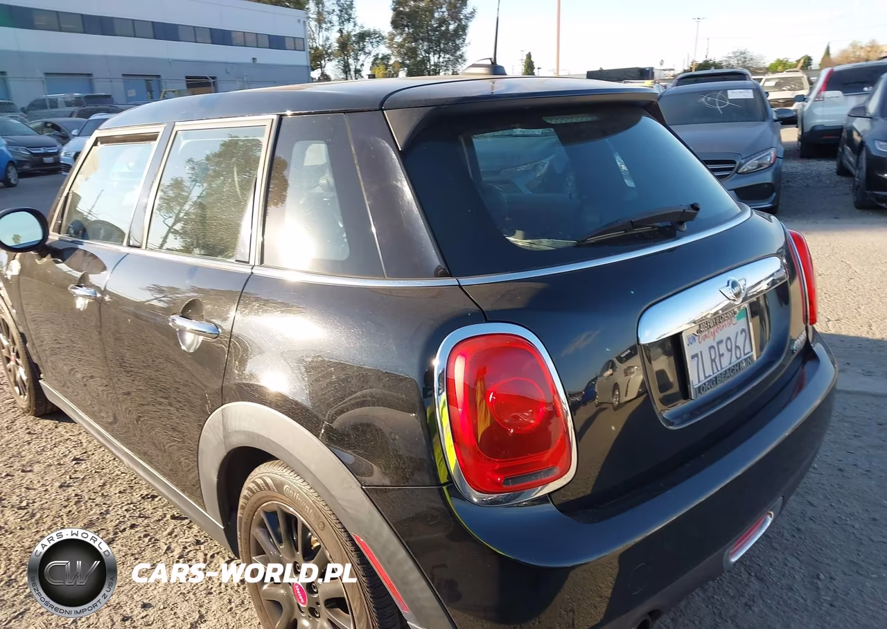 2015 Mini Hardtop Cooper VIN:WMWXS5C57FT832940 - 3