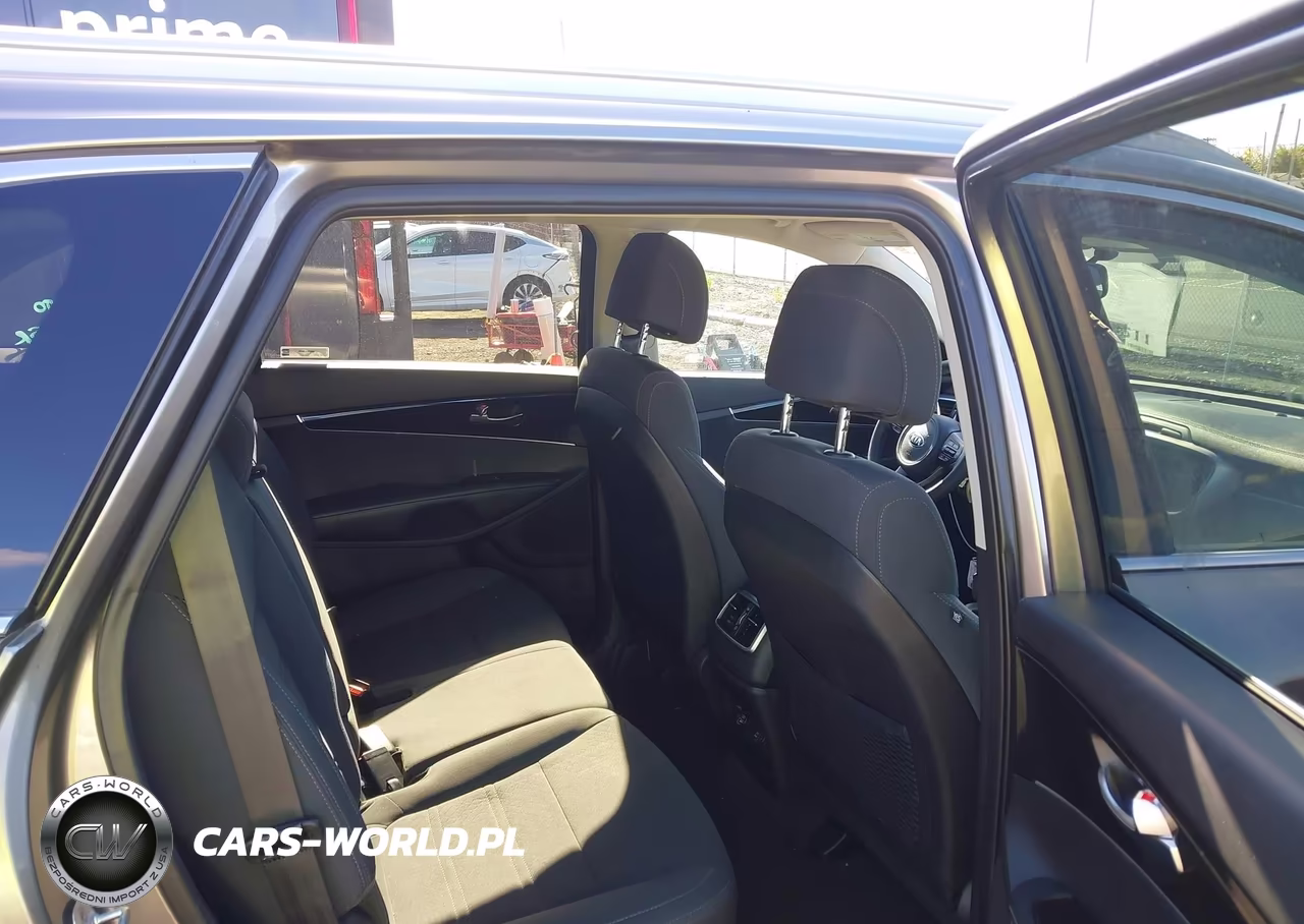 2017 Kia Sorento 2.4L Lx VIN:5XYPGDA35HG204034 - 8
