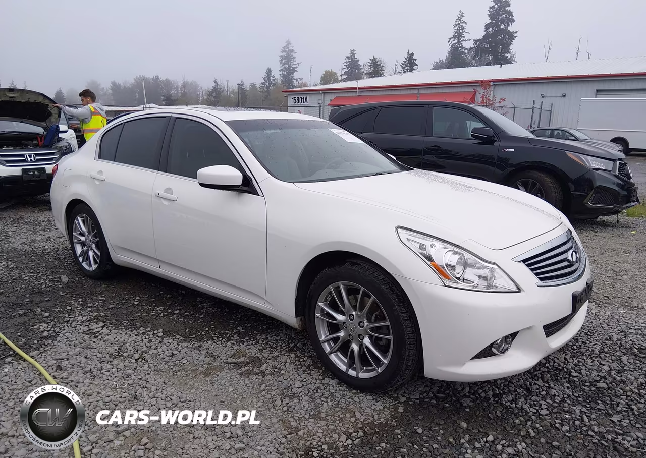 2013 Infiniti G37X