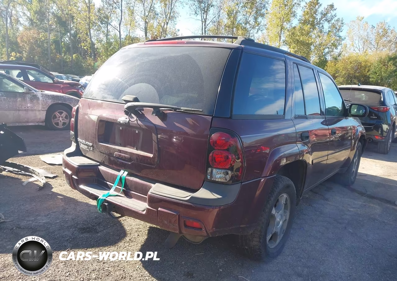 2007 Chevrolet Trailblazer Ls VIN:1GNDT13SX72171534 - 4