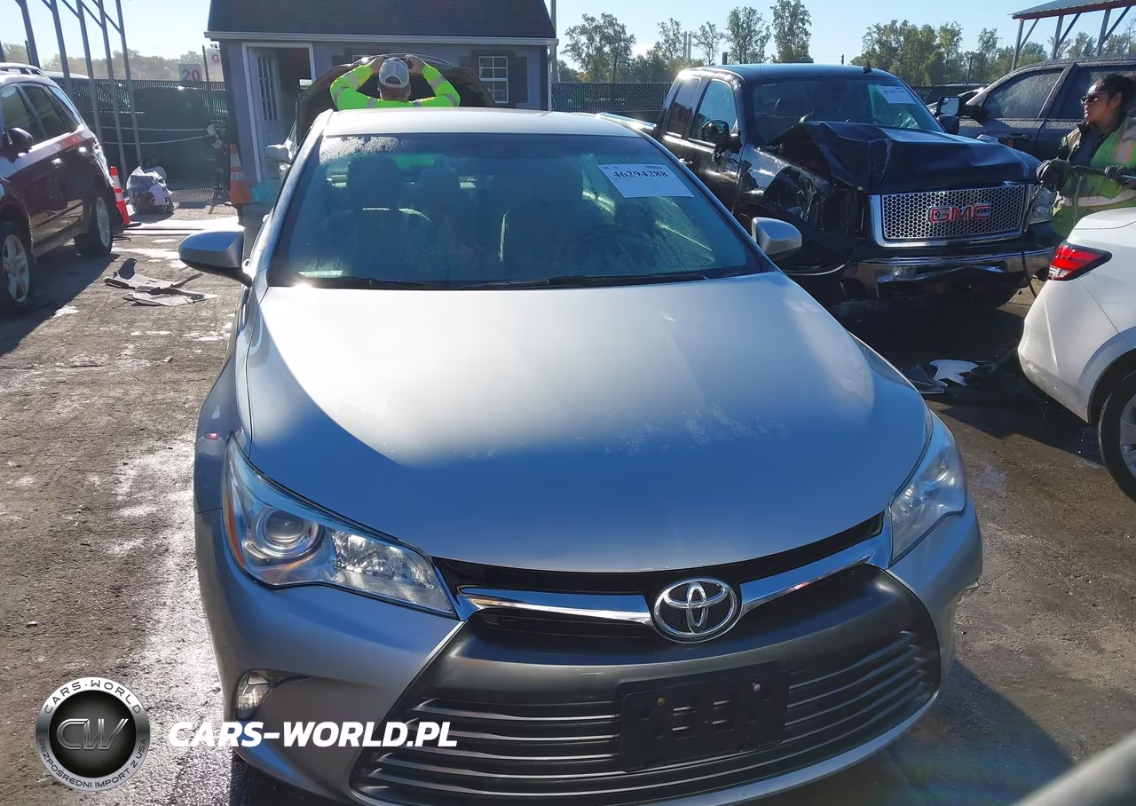 2016 Toyota Camry Le VIN:4T4BF1FK6GR530113 - 13