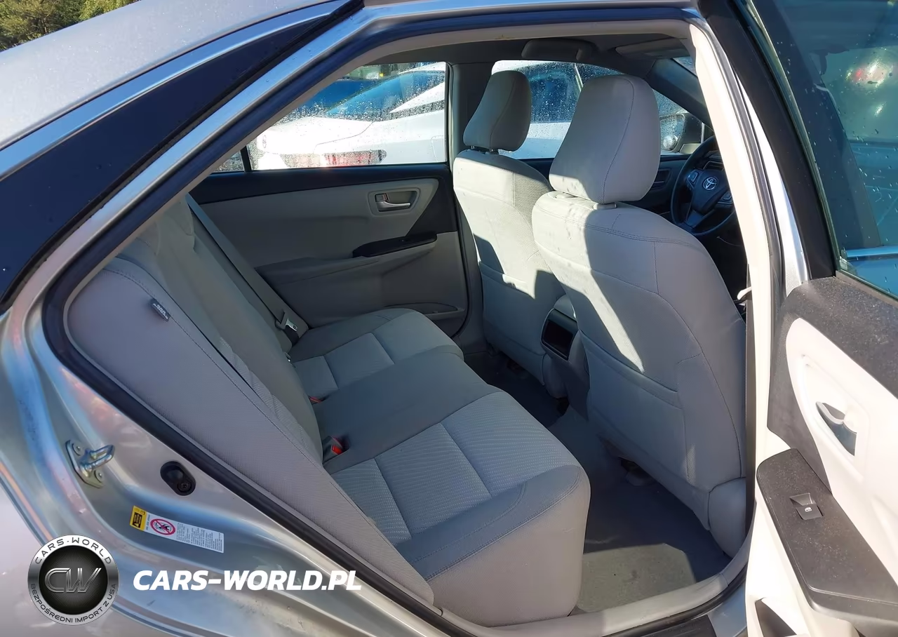 2016 Toyota Camry Le VIN:4T4BF1FK6GR530113 - 8
