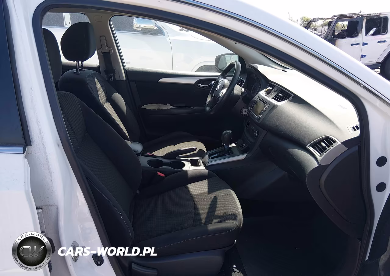 2018 Nissan Sentra S VIN:3N1AB7AP7JY216540 - 5