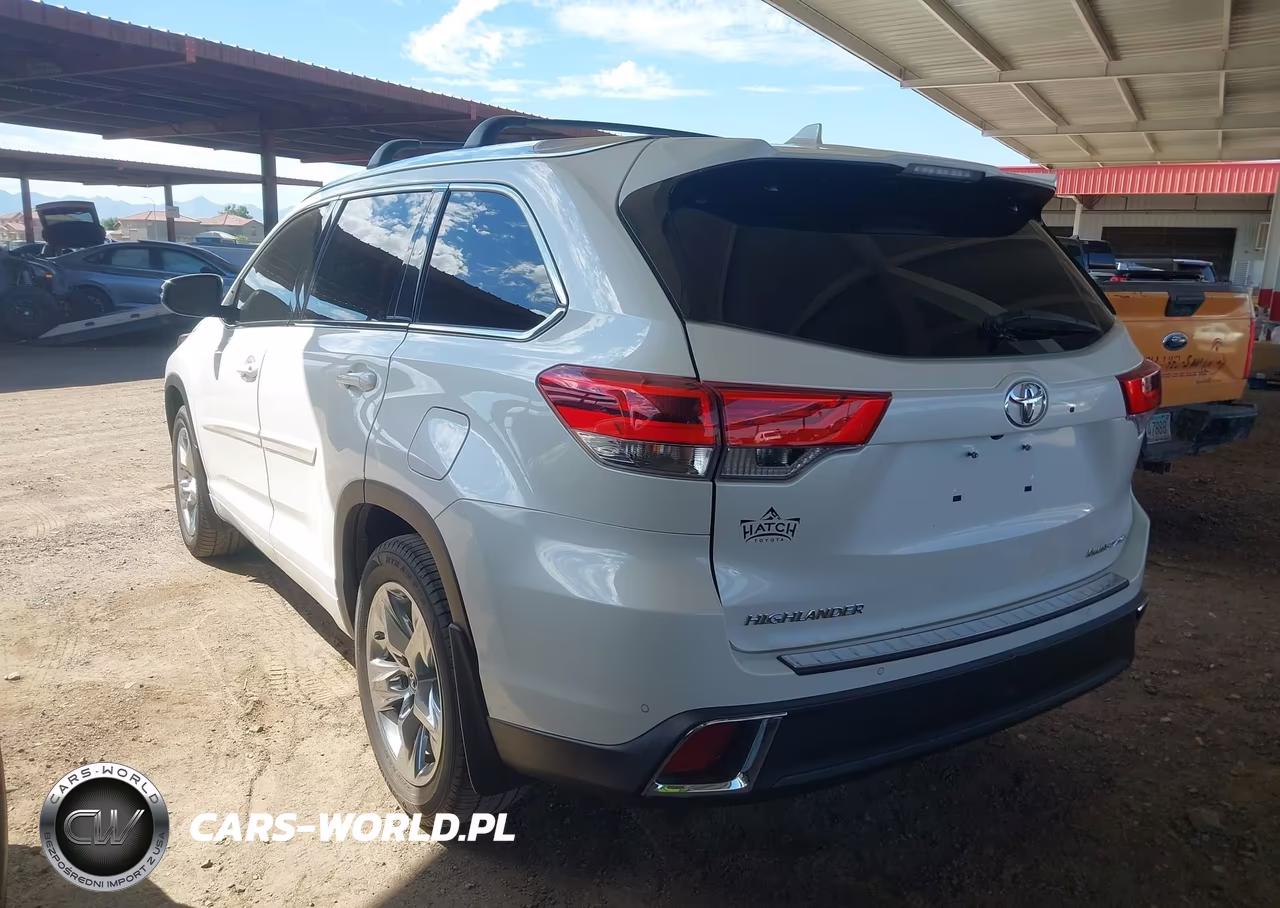 2018 Toyota Highlander Limited VIN:5TDDZRFH0JS865185 - 3