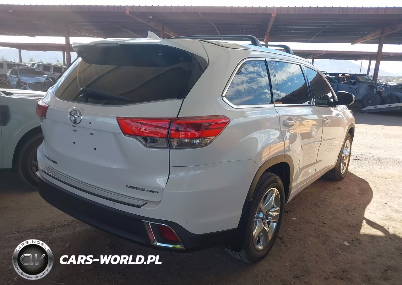 2018 Toyota Highlander Limited VIN:5TDDZRFH0JS865185 - 4