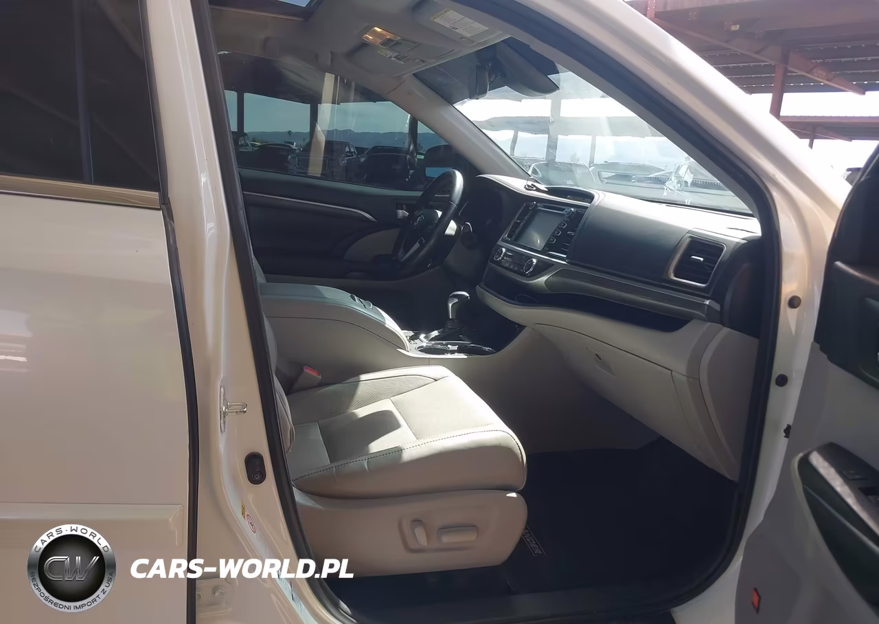 2018 Toyota Highlander Limited VIN:5TDDZRFH0JS865185 - 5