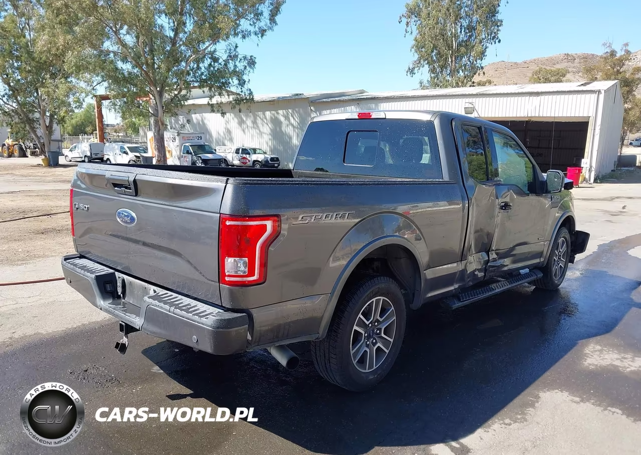 2017 Ford F-150 Xlt VIN:1FTEX1CP9HKC63796 - 4