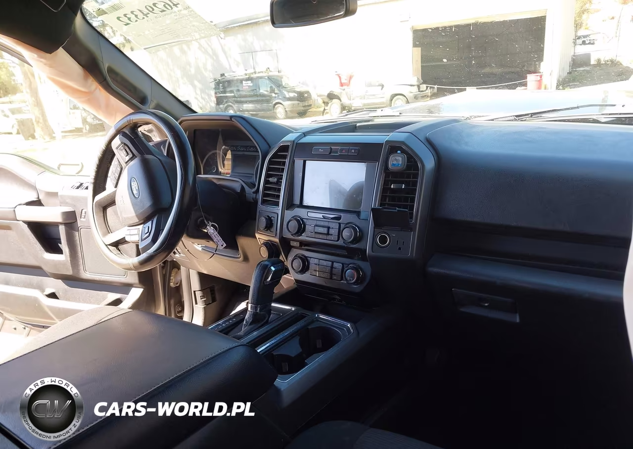 2017 Ford F-150 Xlt VIN:1FTEX1CP9HKC63796 - 5