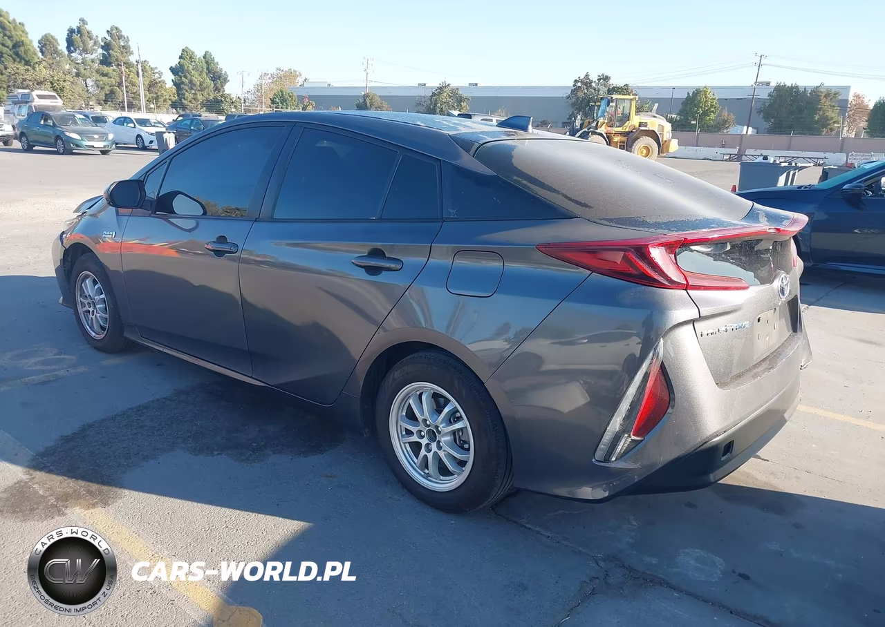 2021 Toyota Prius Prime Le VIN:JTDKAMFP9M3187583 - 3