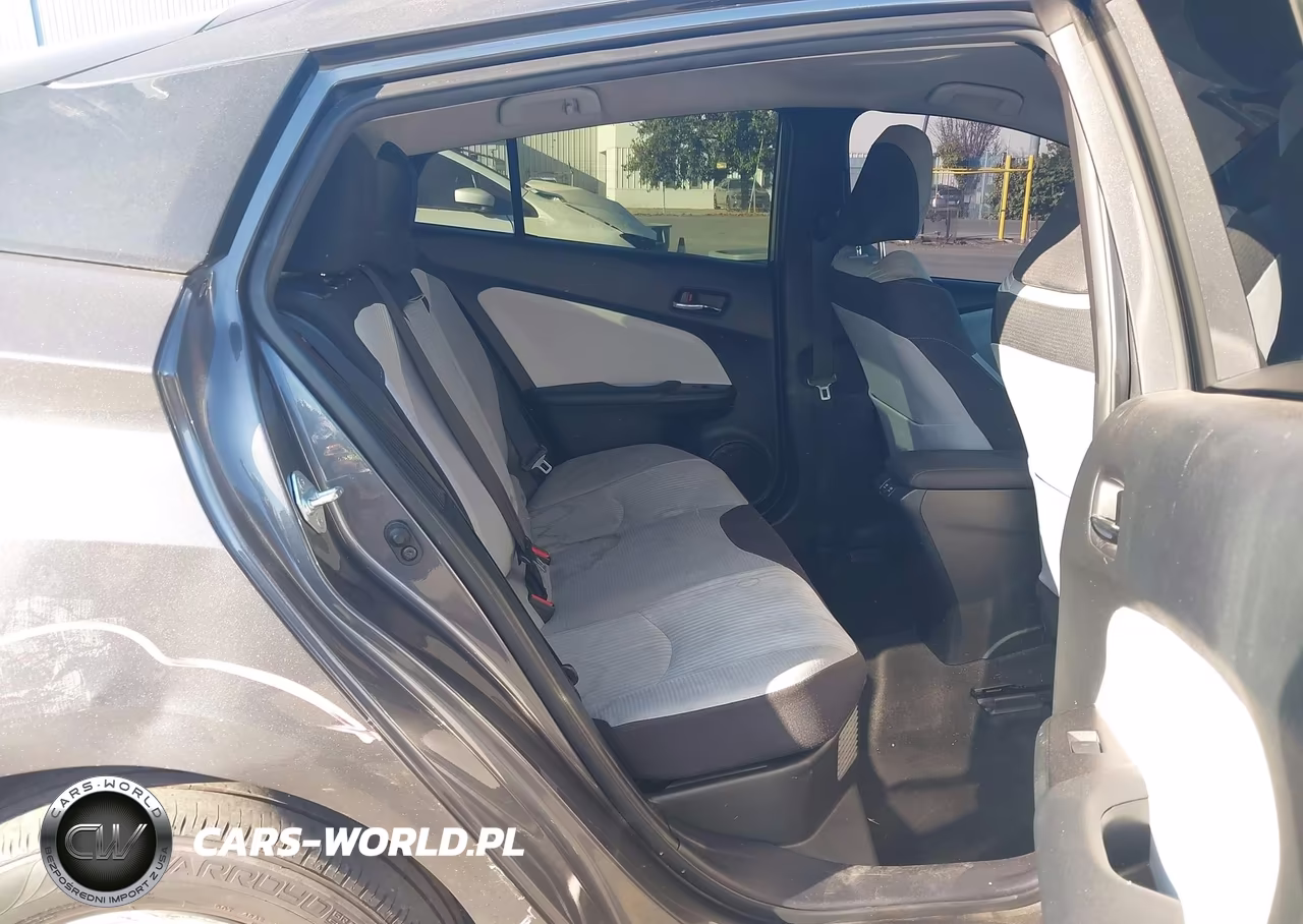 2021 Toyota Prius Prime Le VIN:JTDKAMFP9M3187583 - 8