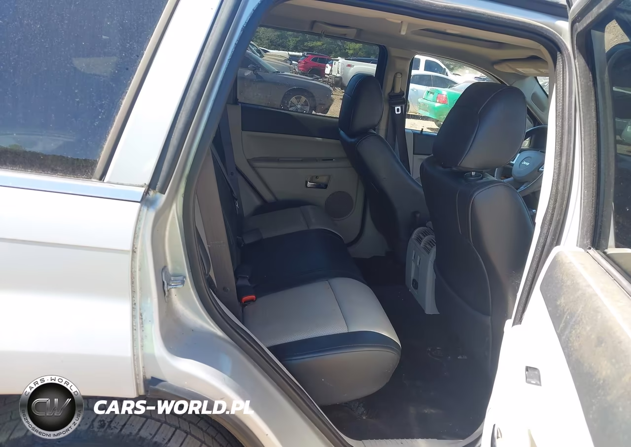 2008 Jeep Grand Cherokee Limited VIN:1J8HR58288C177958 - 8