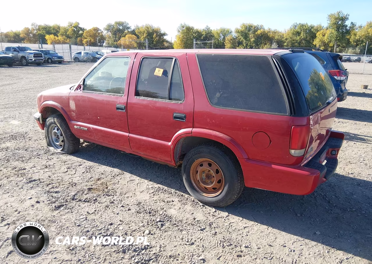 1998 Chevrolet Blazer VIN:1GNDT13W0WK106354 - 3