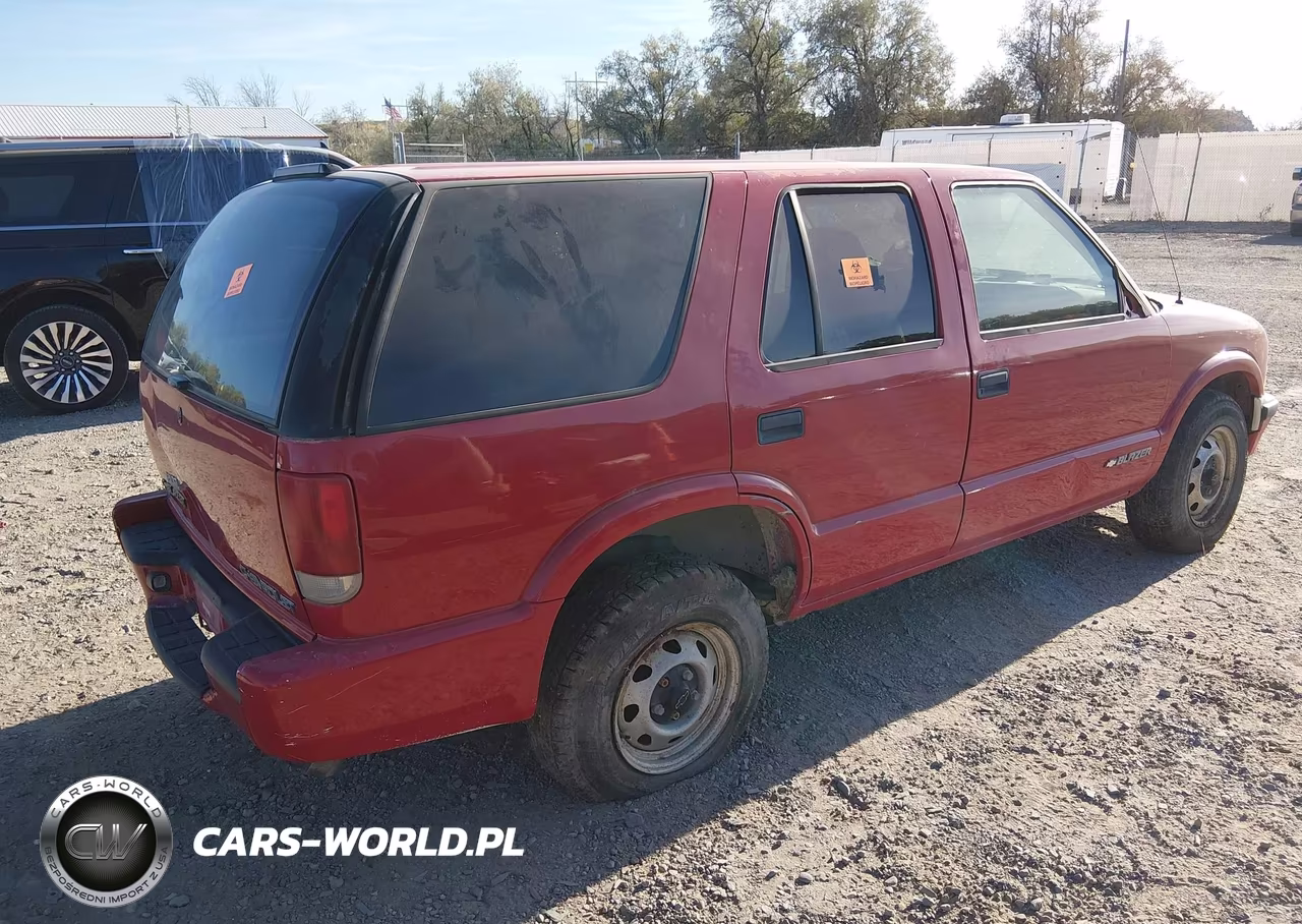 1998 Chevrolet Blazer VIN:1GNDT13W0WK106354 - 4