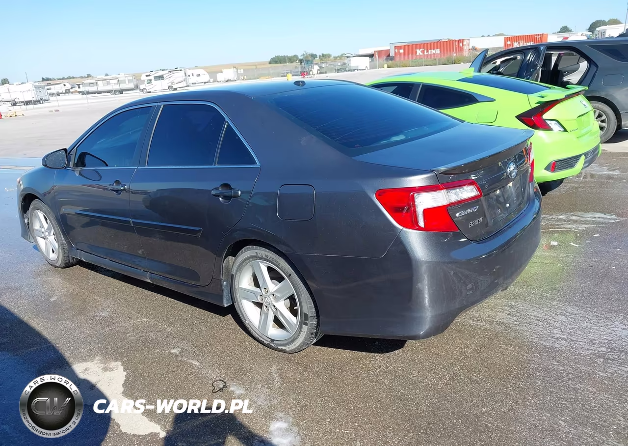 2014 Toyota Camry Se VIN:4T1BF1FK9EU793879 - 3
