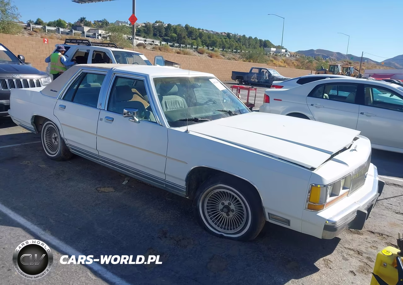 1989 Ford Crown Victoria Lx – zdjęcie 1 z 11