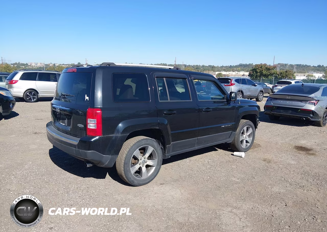 2017 Jeep Patriot High Altitude 4X4 VIN:1C4NJRFB0HD176941 - 4