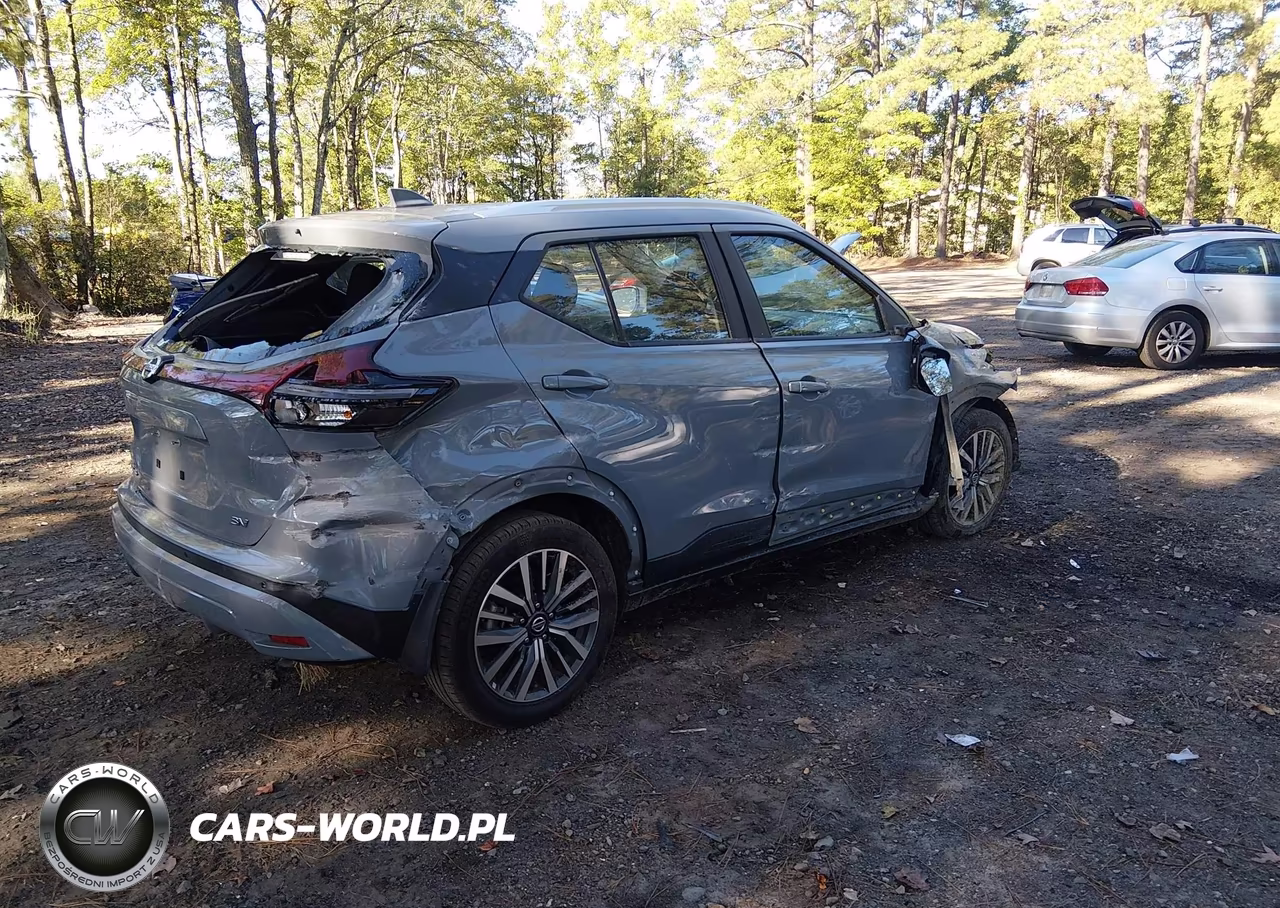 2021 Nissan Kicks Sv Xtronic Cvt VIN:3N1CP5CV4ML467558 - 4