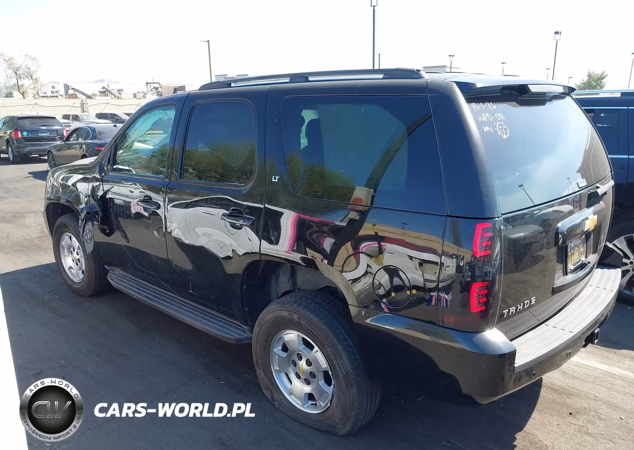 2013 Chevrolet Tahoe Lt VIN:1GNSKBE01DR196580 - 3