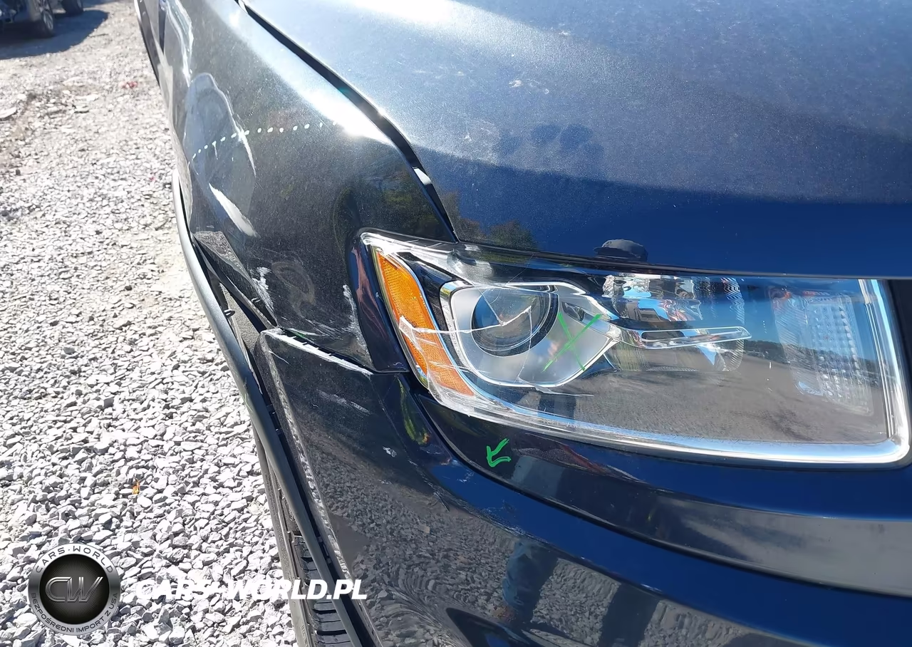 2015 Jeep Grand Cherokee Limited VIN:1C4RJFBG1FC924892 - 18