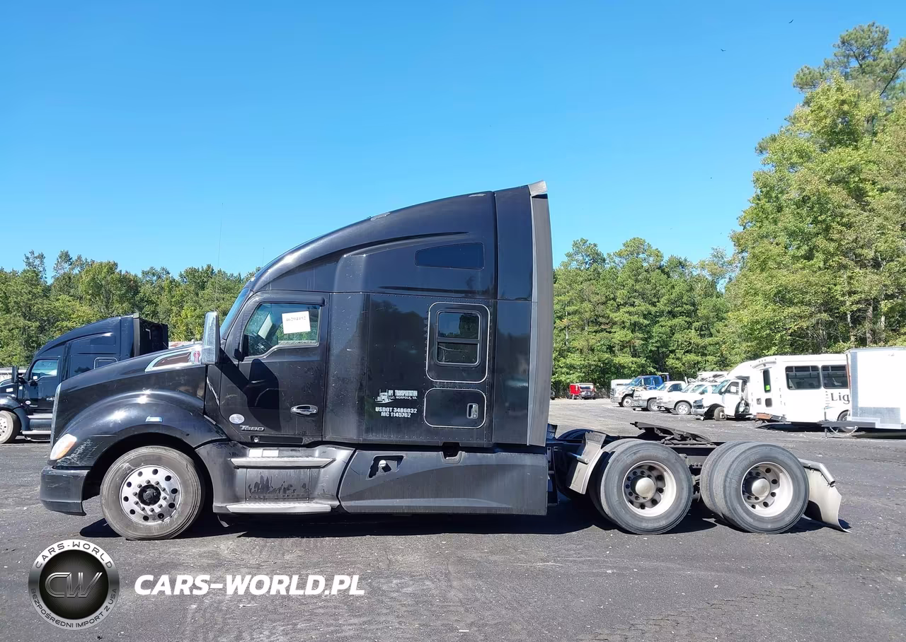 2018 Kenworth T680 VIN:1XKYD49X4JJ194630 - 14