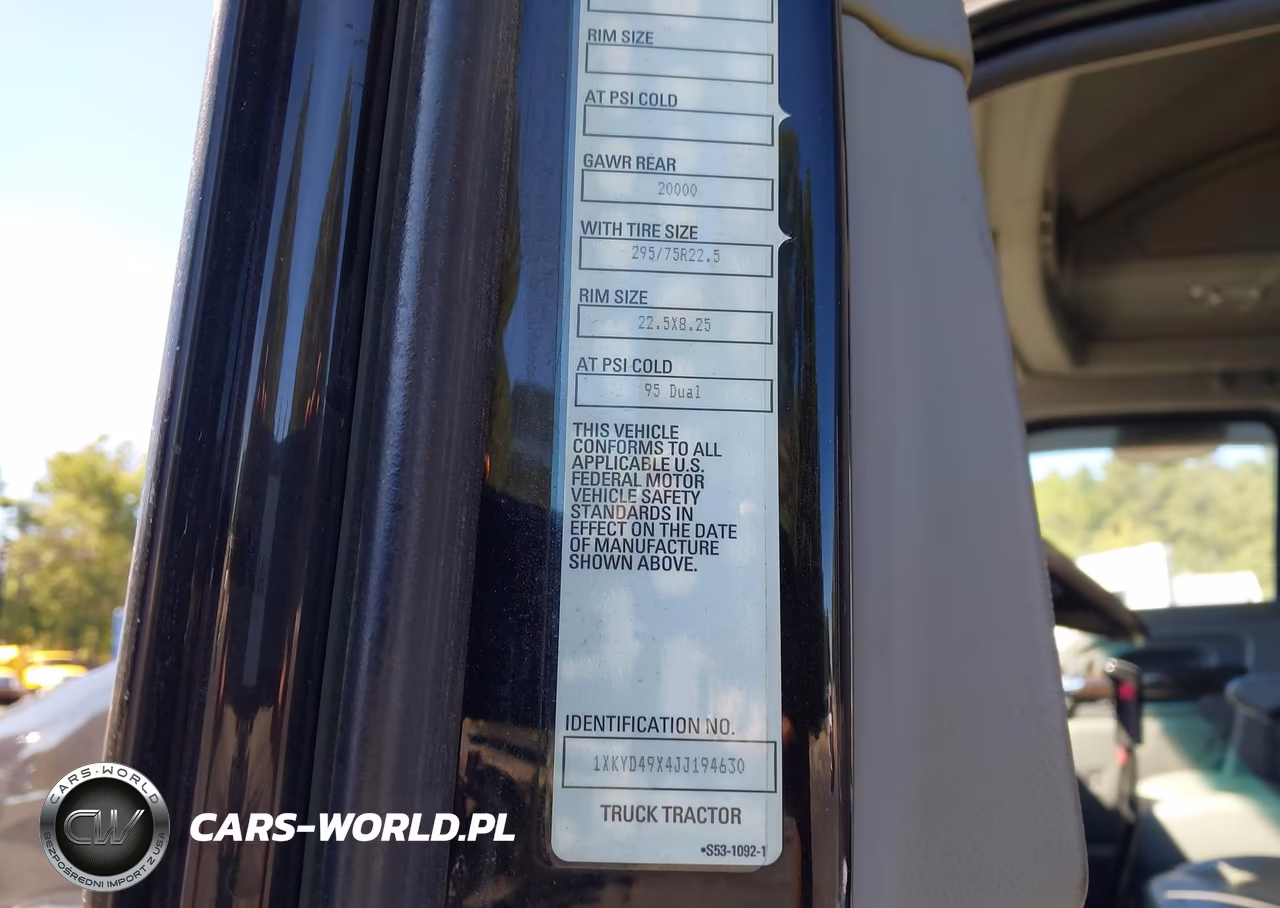 2018 Kenworth T680 VIN:1XKYD49X4JJ194630 - 8