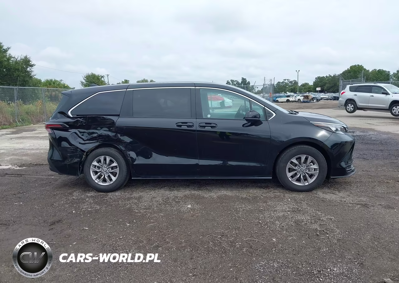 2026 Toyota Sienna Le VIN:5TDKRKECXTS335300 - 13