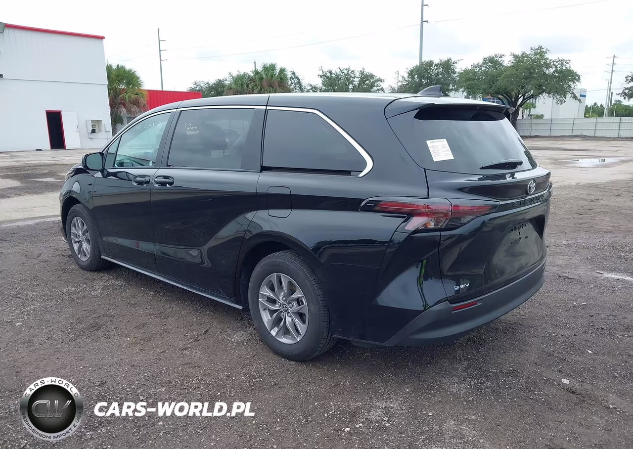 2026 Toyota Sienna Le VIN:5TDKRKECXTS335300 - 3