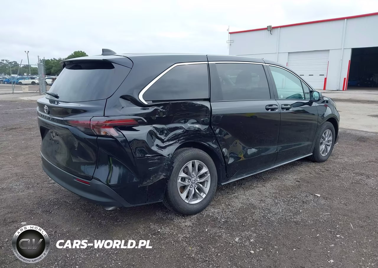 2026 Toyota Sienna Le VIN:5TDKRKECXTS335300 - 4