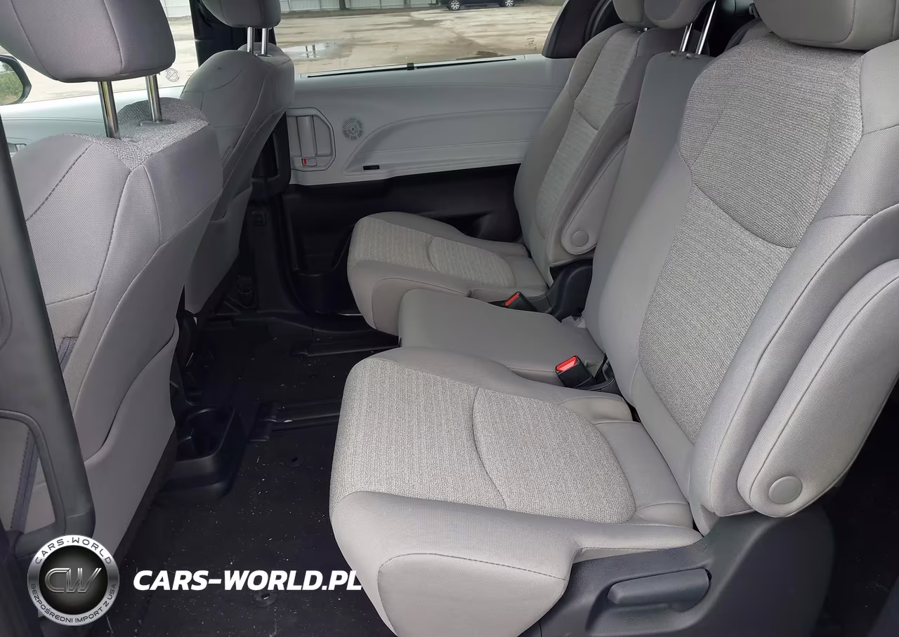 2026 Toyota Sienna Le VIN:5TDKRKECXTS335300 - 8