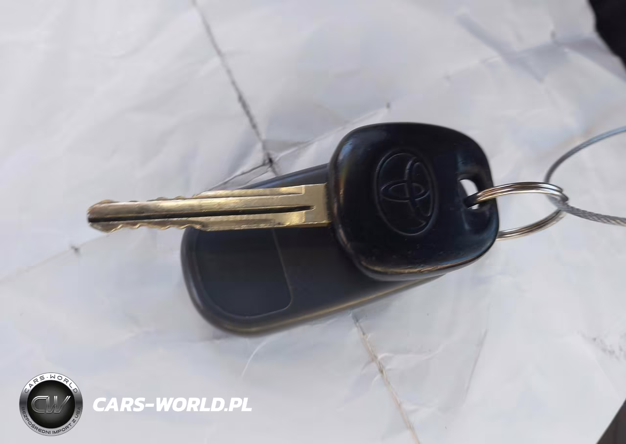 2002 Toyota Camry Le V6 VIN:4T1BF30KX2U003036 - 11