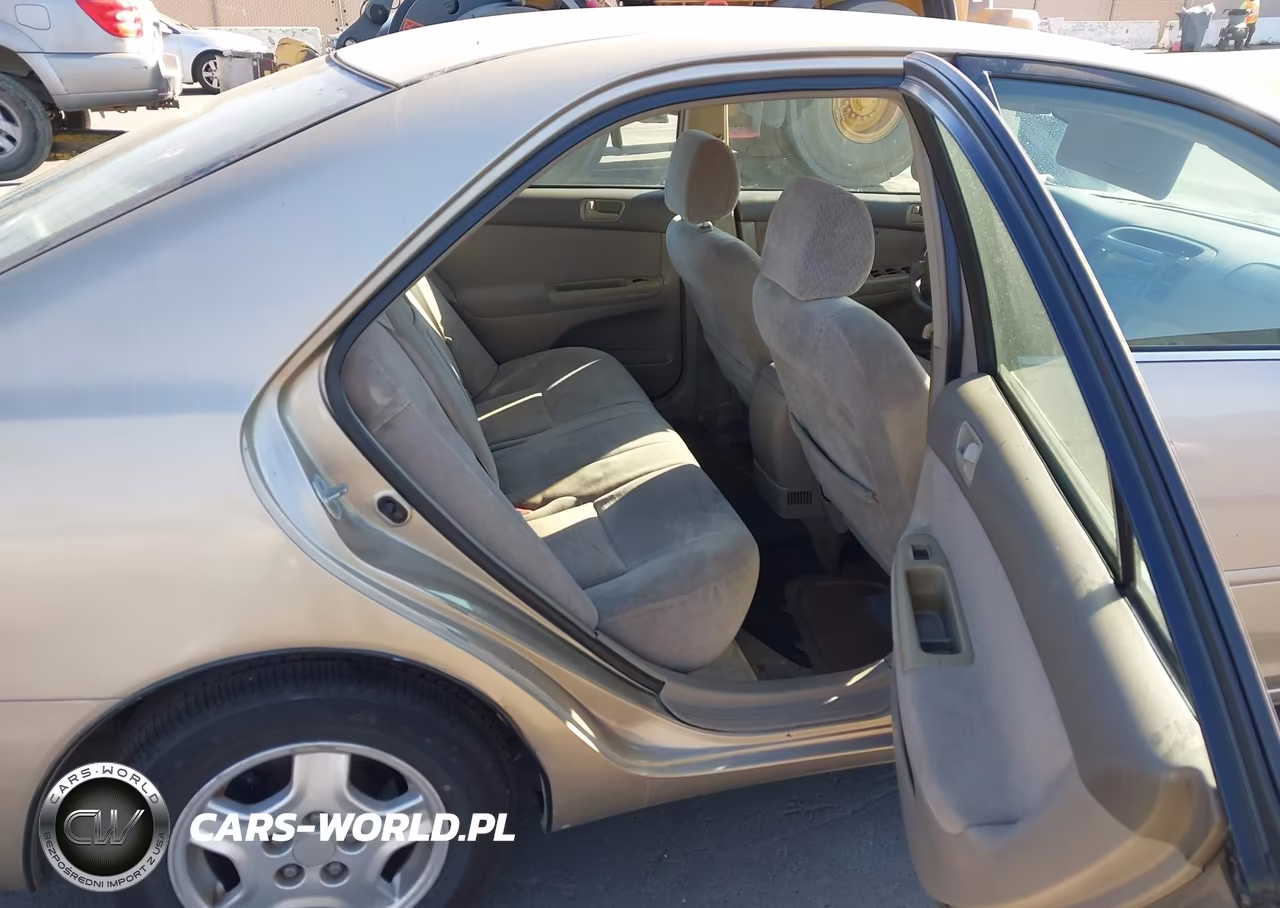 2002 Toyota Camry Le V6 VIN:4T1BF30KX2U003036 - 8