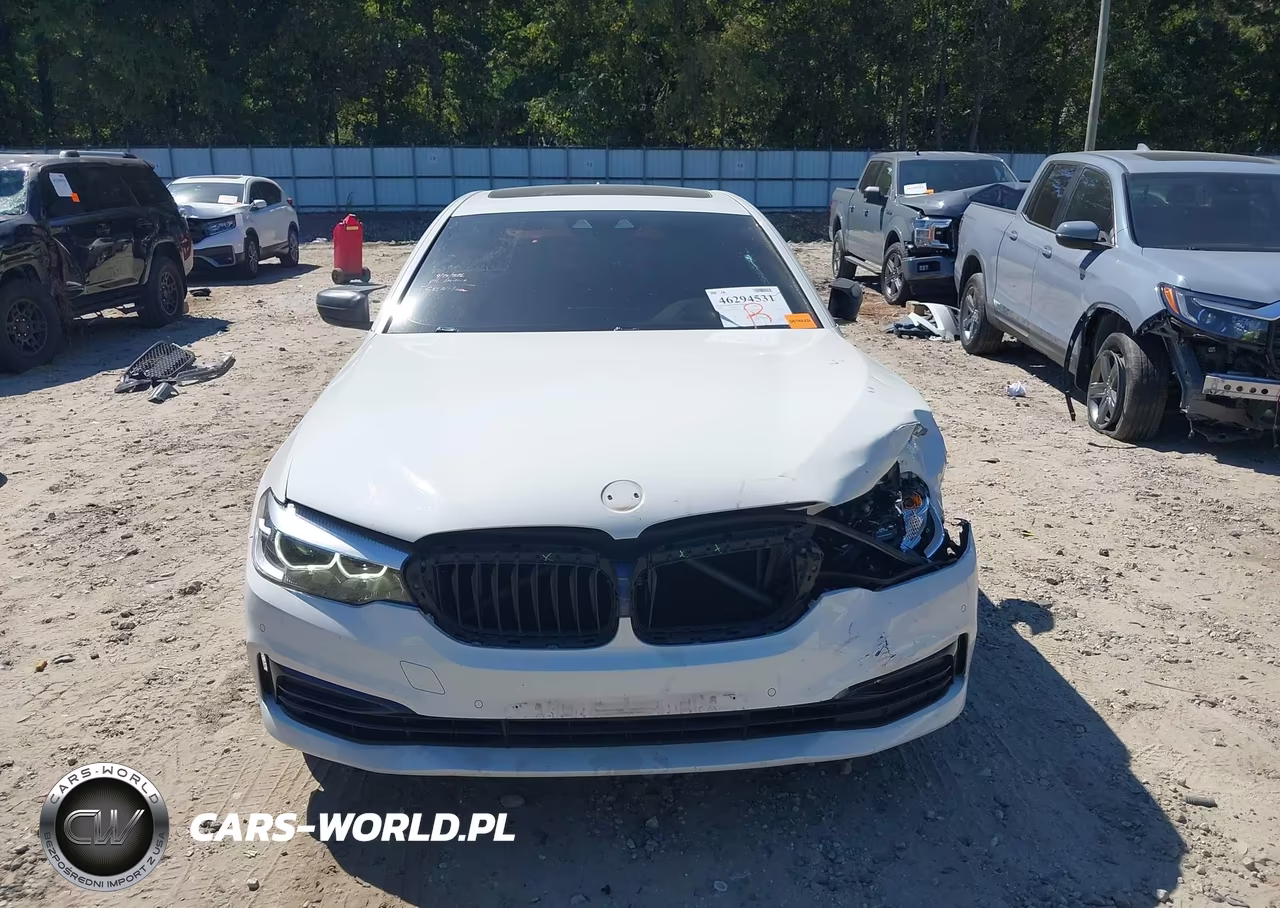 2020 BMW 530I xDrive VIN:WBAJR7C00LWW61735 - 13