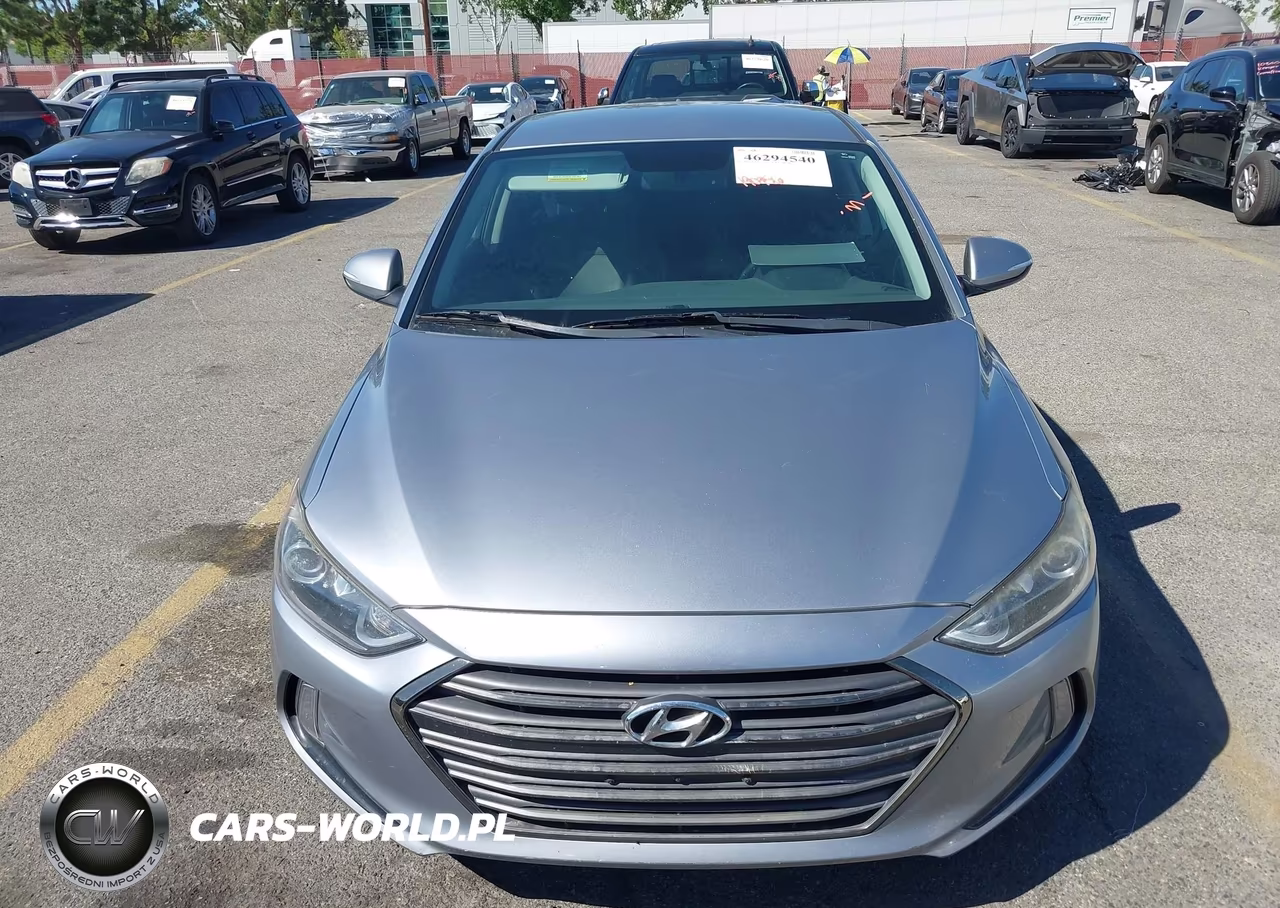 2017 Hyundai Elantra Limited VIN:5NPD84LF0HH114760 - 6